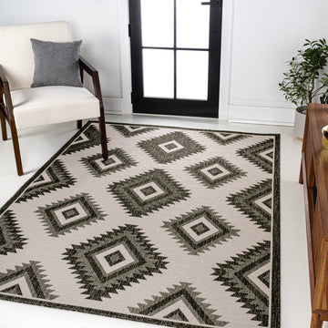 Lior Geometric Moroccan Diamond Area Rug